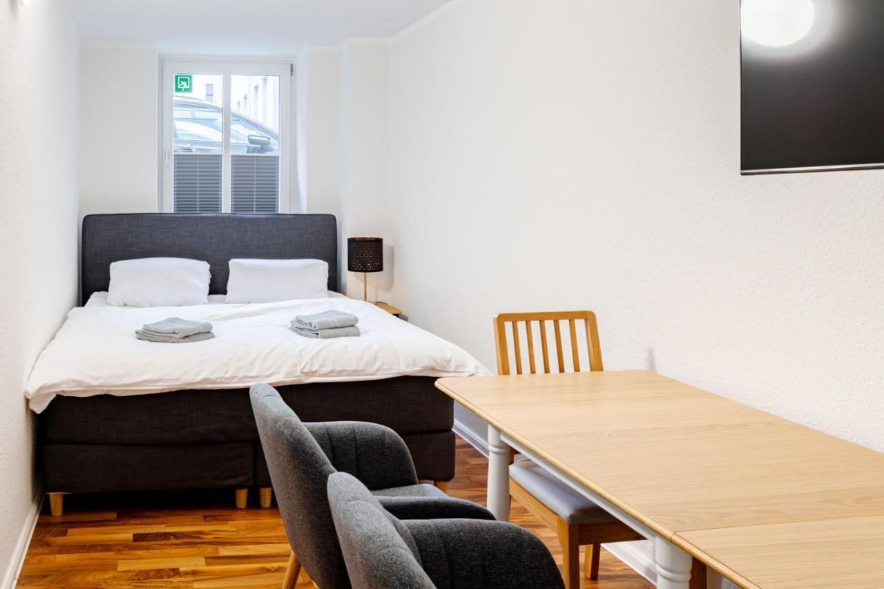 Am Hauptbahnhof Apartment *